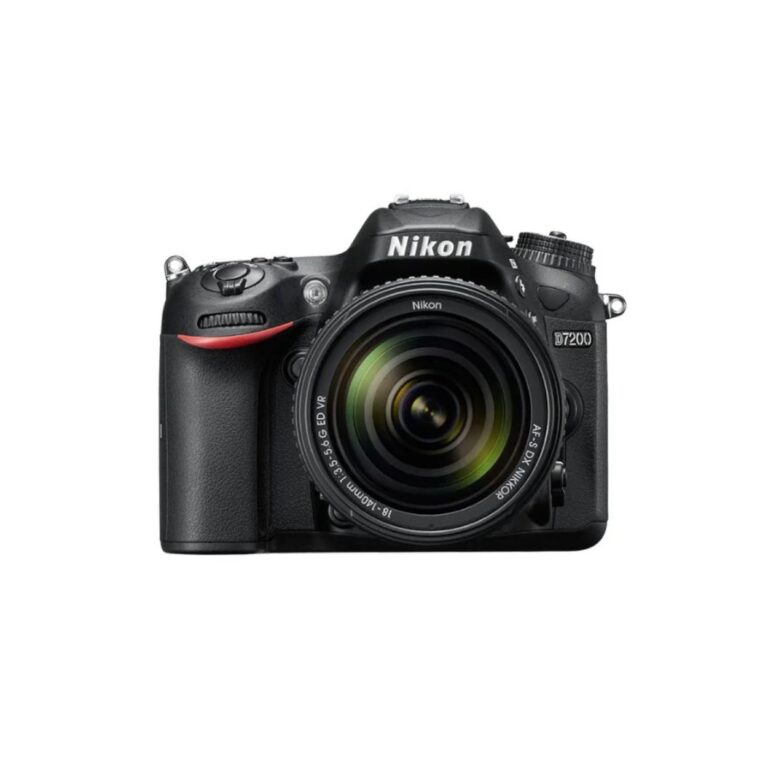 Nikon D7200 DSLR Used Camera with 18-140mm kit Promotion